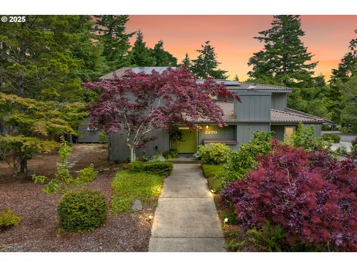 2270 Upas Pl, Florence, OR, 97439 | Card Image