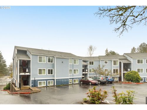 26-47 Eagle Crest Dr, Lake Oswego, OR, 97035-1048 | Card Image