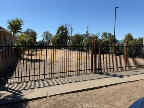 1425 S California, Stockton, CA, 95206 | Card Image