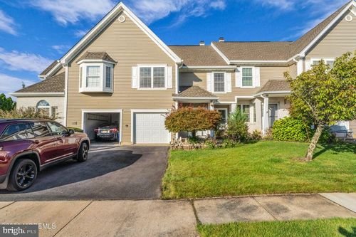 5302 Belmont Ct, Toms River, NJ, 08755-1920 | Card Image