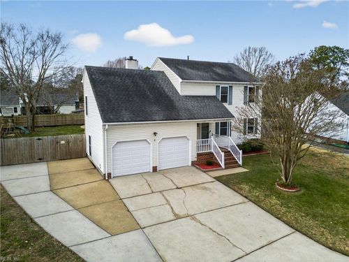 3223 White Cedar Dr, Chesapeake, VA, 23323-1055 | Card Image