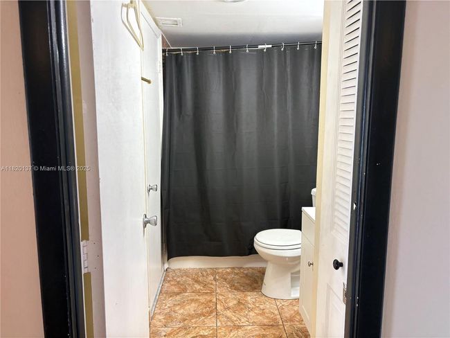 APT-807 - 4164 Inverrary Dr, Condo with 1 bedrooms, 1 bathrooms and null parking in Lauderhill FL | Image 13