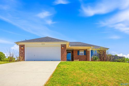 18398 Whitetail Ln, Athens, AL, 35613-8634 | Card Image