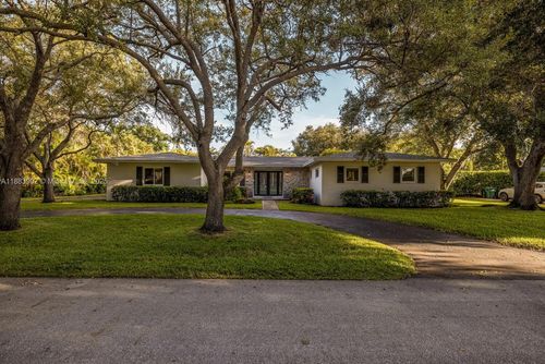8445 Sw 147th St, Palmetto Bay, FL, 33158-1929 | Card Image