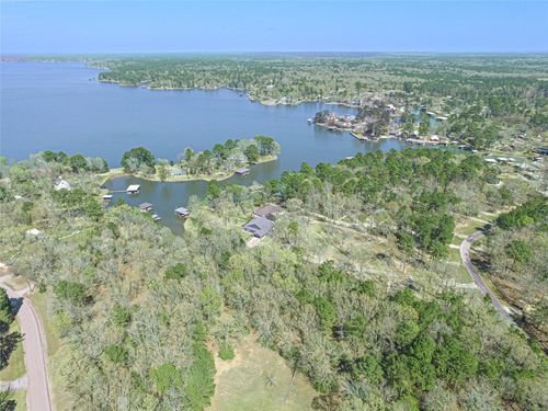 120 Island Dr, Livingston, TX, 77351-9943 | Card Image