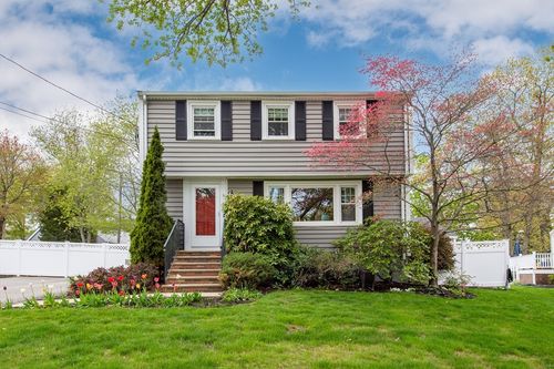 15 Palmer Rd, Beverly, MA, 01915-2709 | Card Image