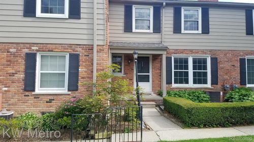 553 N Old Woodward Ave, Birmingham, MI, 48009-3868 | Card Image