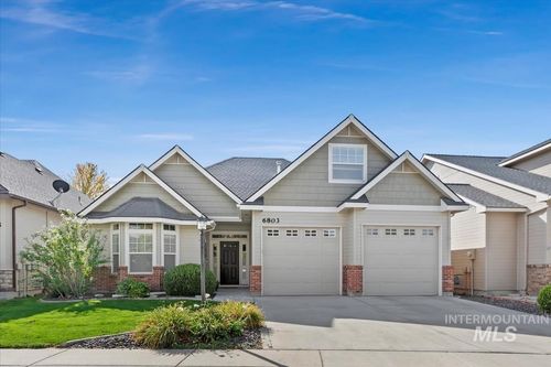 6803 E Greens Dr, Nampa, ID, 83687-9427 | Card Image