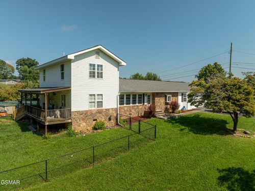 920 Oakwood Drive, Dandridge, TN, 37725 | Card Image