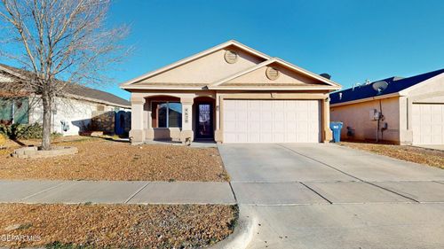 4620 Joseph Rodriguez Dr, El Paso, TX, 79938-7474 | Card Image