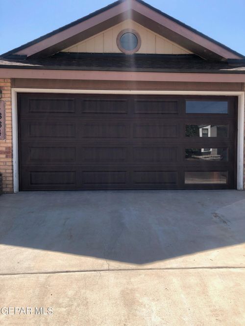 1884 Lyman Dutton Cir, El Paso, TX, 79936-0909 | Card Image