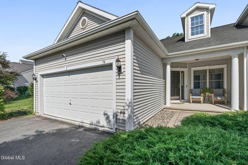 74 Rockrose Dr, East Greenbush, NY, 12061-1668 | Card Image