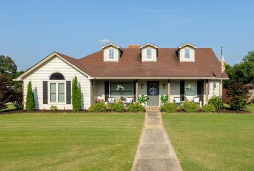 189 Oakview Cir, Killen, AL, 35645-6926 | Card Image