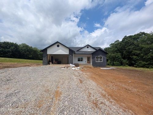 249 Old Grimsley Ct, Grimsley, TN, 38565-5115 | Card Image