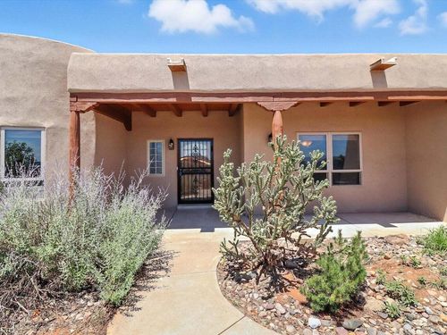 9 Jordan Ct, Sandia Park, NM, 87047-4609 | Card Image
