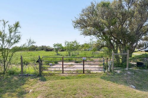 123 Janacek, Rockport, TX, 78382-7242 | Card Image