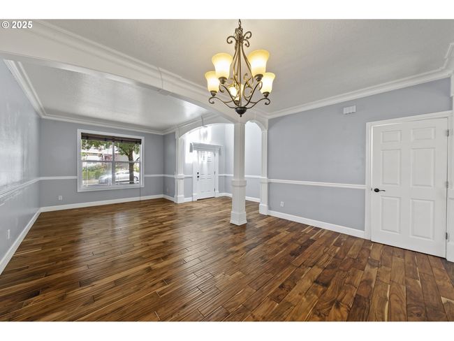 3541 Sw Wonderview Ave, House other with 7 bedrooms, 4 bathrooms and 2 parking in Gresham OR | Image 4
