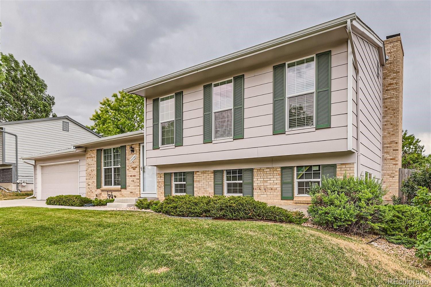 Iowa Dr, Aurora, CO 80017