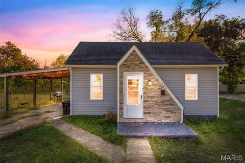 123 Glendale St, Park Hills, MO, 63601-1877 | Card Image