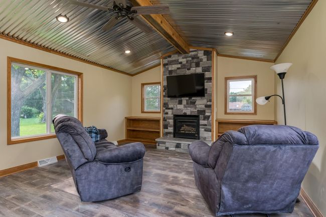 830 Woodland Dr-9.jpg | Image 15