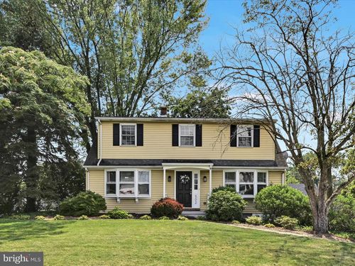 502 Willow Ln, LANCASTER, PA, 17601-5639 | Card Image