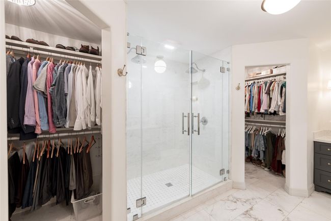 2802 Bernadette Ln, House other with 5 bedrooms, 4 bathrooms and 3 parking in Houston TX | Image 24