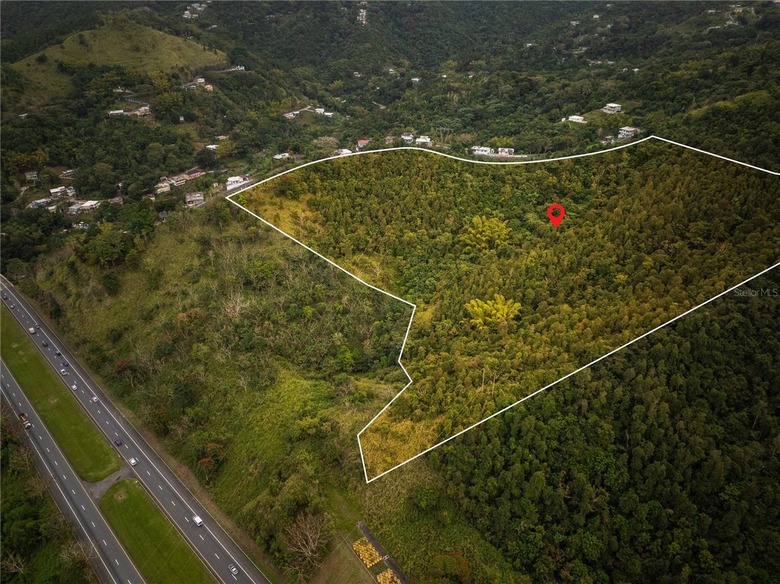 Land in CAYEY