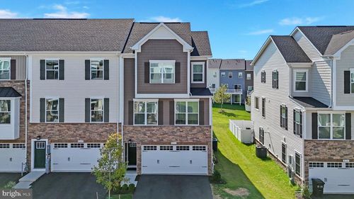 8111 Primrose Ln, LAUREL, MD, 20723-6065 | Card Image