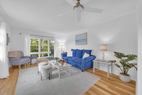 apt-207-48 Woodland Dr, VERO BEACH, FL, 32962-3784 | Card Image