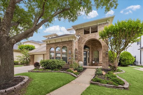 3327 Louvre Ln, Houston, TX, 77082-6685 | Card Image