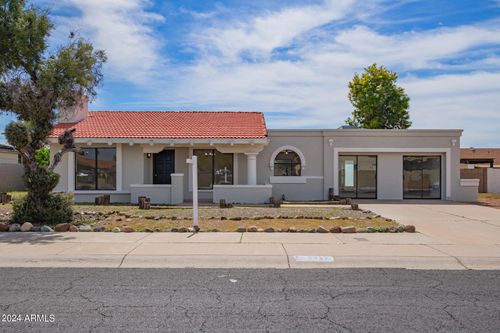 3917 W Juniper Ave, Phoenix, AZ, 85053-2711 | Card Image