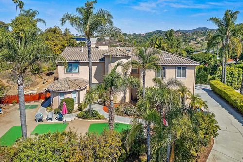 1175 York Dr, Vista, CA, 92084-7251 | Card Image