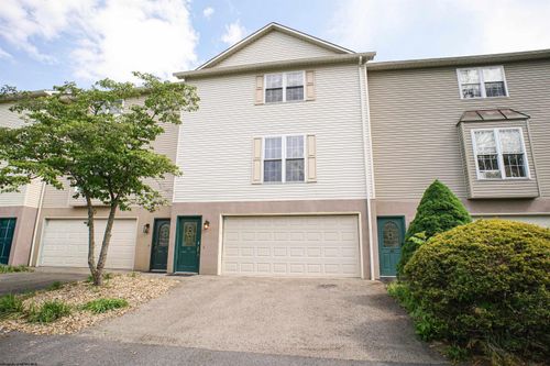 12 Clear Spring Dr, Morgantown, WV, 26508-3201 | Card Image