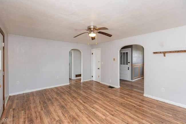 715 N Elm St, House other with 3 bedrooms, 2 bathrooms and null parking in Seymour IN | Image 5