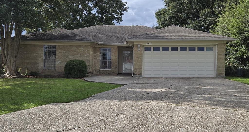 Sleepy Hollow Ln, Port Arthur, TX 77642