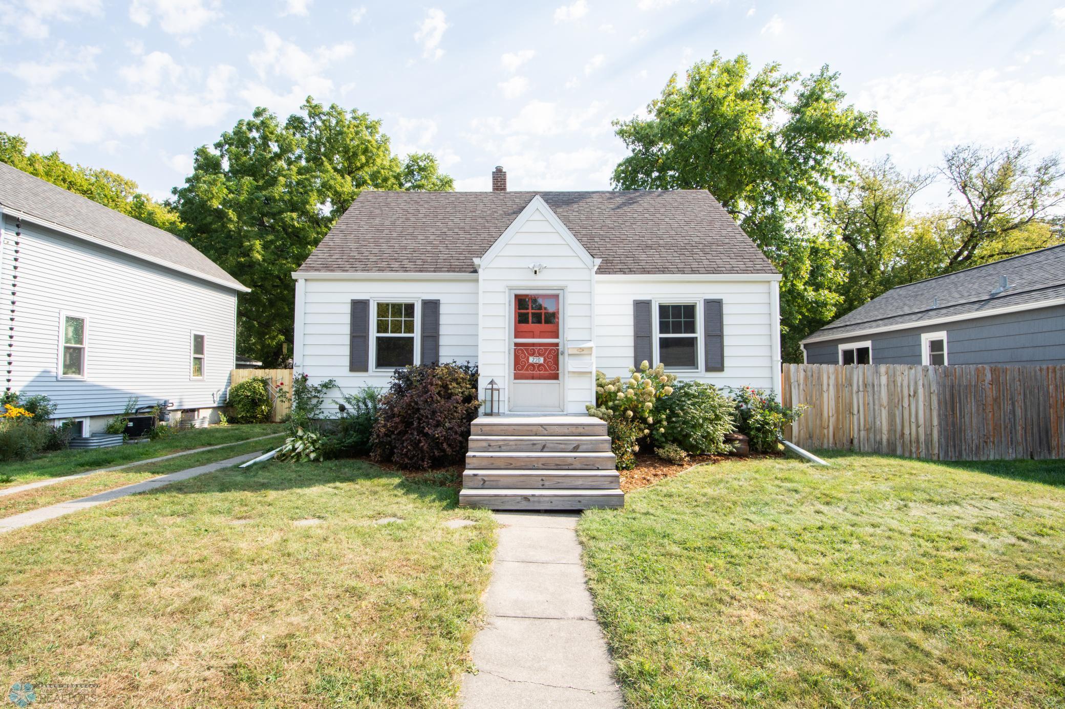 14th St, Moorhead, MN 56560