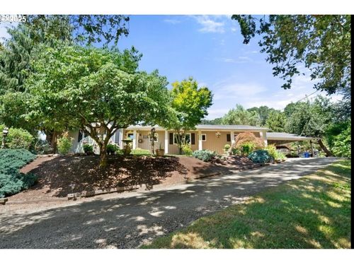 29555 S Beavercreek Rd, Mulino, OR, 97042-8736 | Card Image