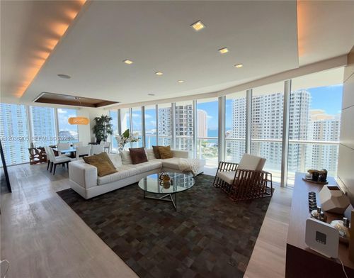 2101-465 Brickell Ave, Miami, FL, 33131-4007 | Card Image