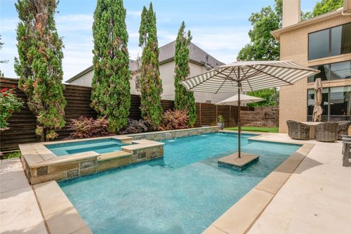 6910 Huff Trl, Dallas, TX, 75214-2826 | Card Image