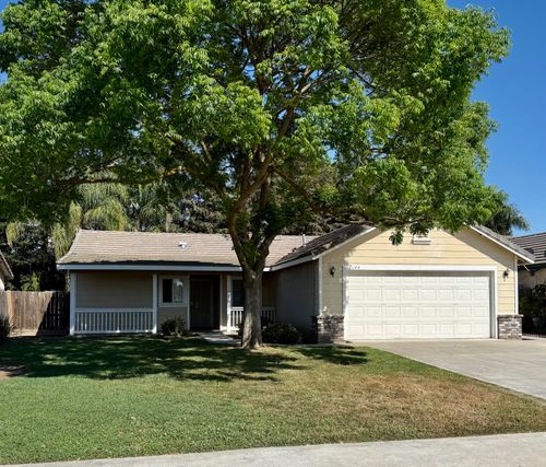 2144 S Virmargo Street, Visalia, CA, 93292 | Card Image