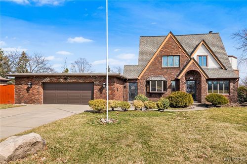 3031 Lewiston Rd, Niagara Falls, NY, 14305-1823 | Card Image