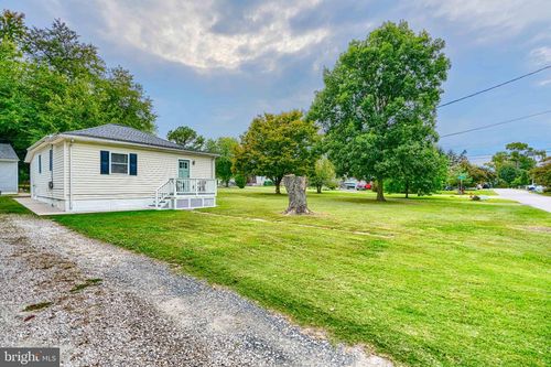 7607 Bayside Ave, FORT HOWARD, MD, 21052-1105 | Card Image