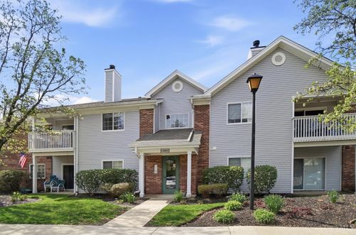 12061 Carrington Ln, Loveland, OH, 45140-7360 | Card Image