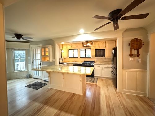 4604 Fairview Ave, Downers Grove, IL, 60515-3102 | Card Image