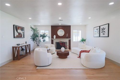 8902 Mcclure Ave, Westminster, CA, 92683-4623 | Card Image