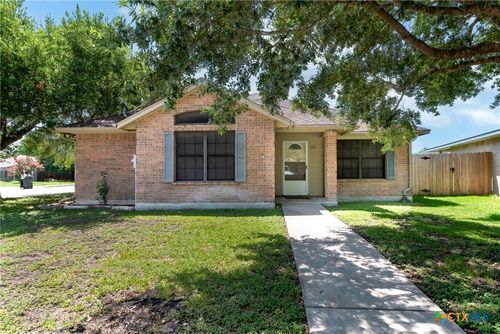 1571 Kimberly Dawn Dr, New Braunfels, TX, 78130-1124 | Card Image