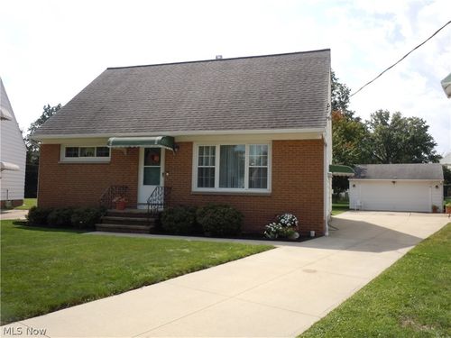 23750 Puritan Avenue, Euclid, OH, 44123 | Card Image