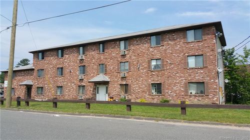 9-130 Woodglen Dr, Waterbury, CT, 06705-3644 | Card Image