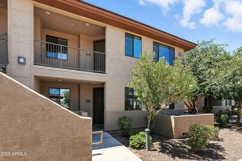 2066-3330 S Gilbert Rd, Chandler, AZ, 85286-2302 | Card Image