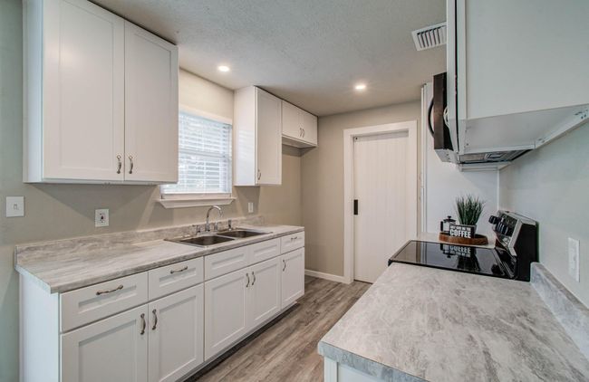 16794 Ardmore St, House other with 3 bedrooms, 2 bathrooms and null parking in Conroe TX | Image 15